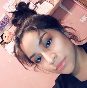 Meet your Posher, Maritza